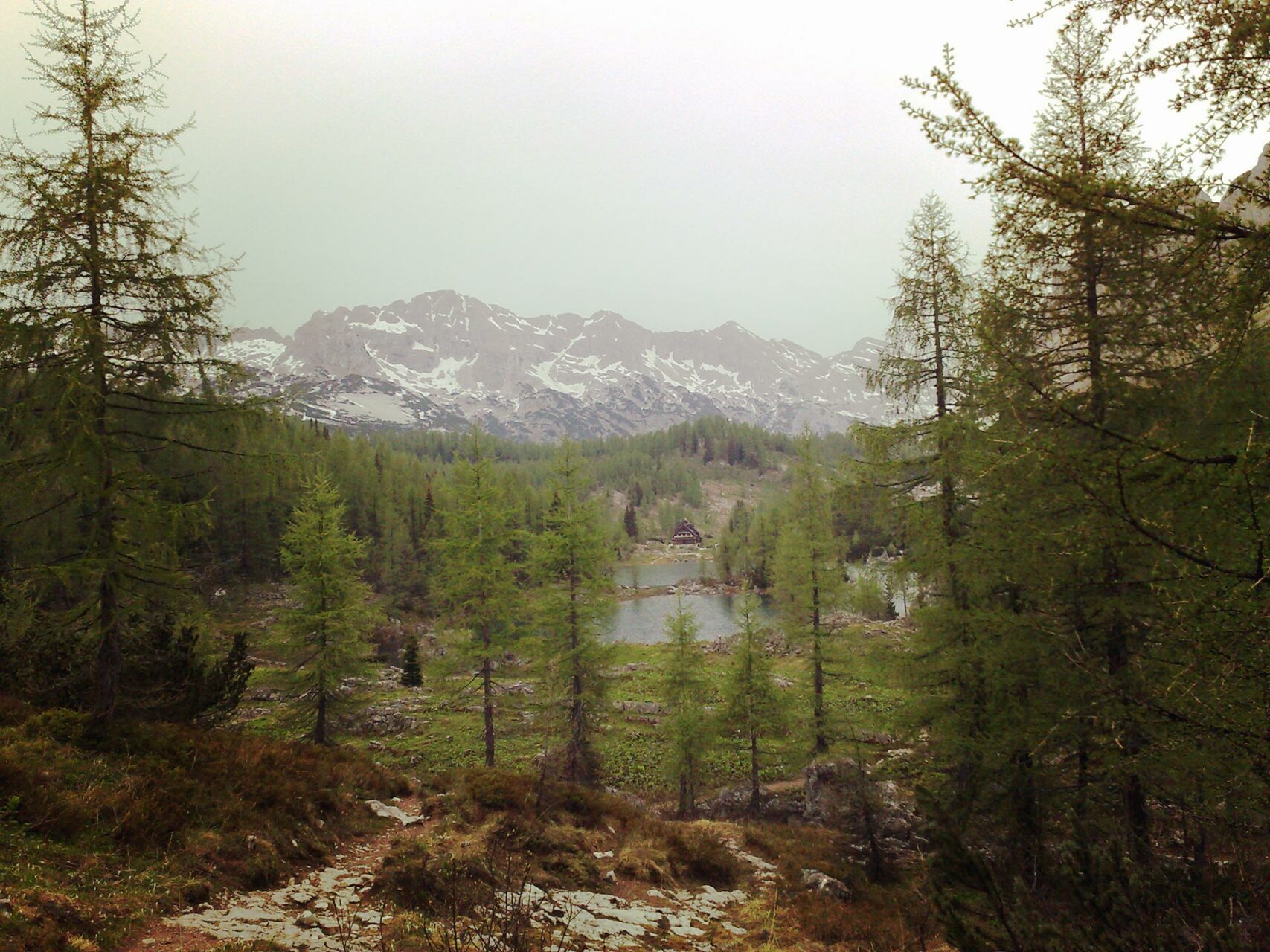 Die Triglavskjh-Hütte an einem der Sieben Seen gelegen.