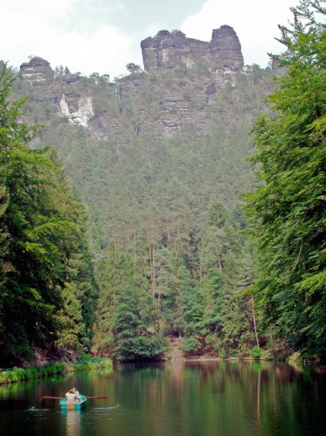 Amselsee vor Lokomotive