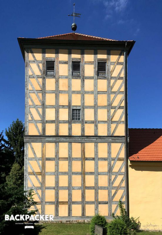 Die Fachwerkkirche in Prenden wusste in seiner stillen Eintracht schon Fontane zu begeistern.