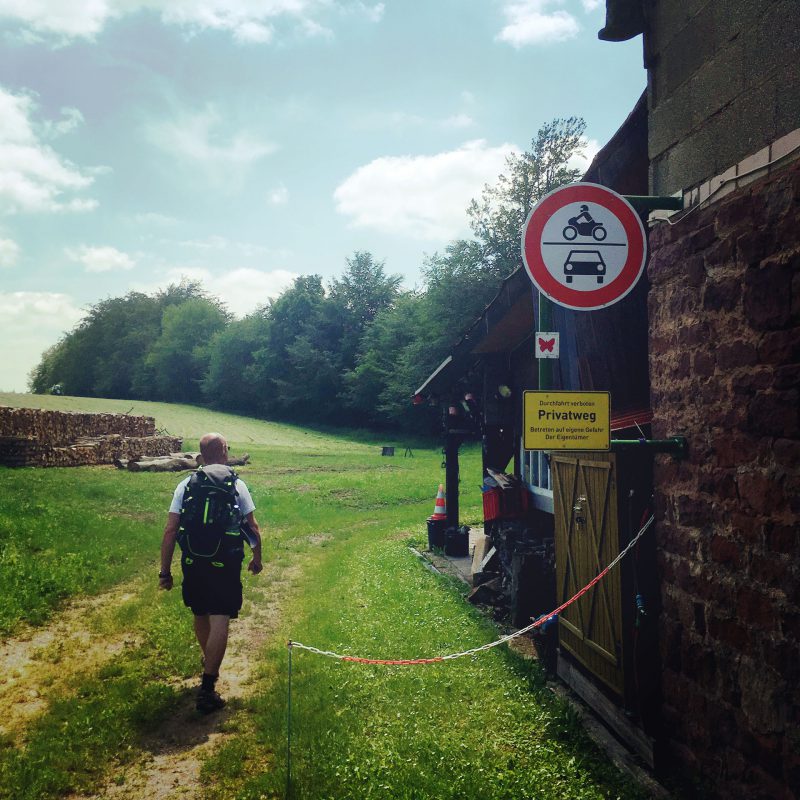 Auf unser Wanderung durch den Süden des Spessarts folgen wir mal den Hauptwegen, mal abseitigen Pfaden.