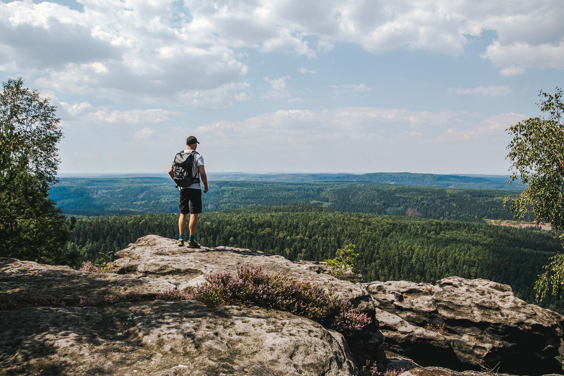Auf dem Kleinen der beiden Zschirnsteine hat es schonmal eine viel versprechende Aussicht